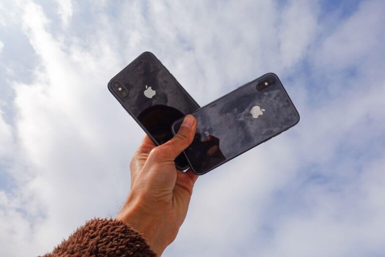 Grupo de iPhones Seminovos